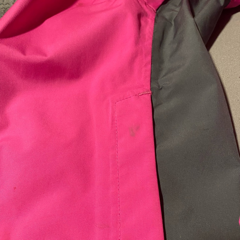 Small North Face Light Weight Raincoat - image 5